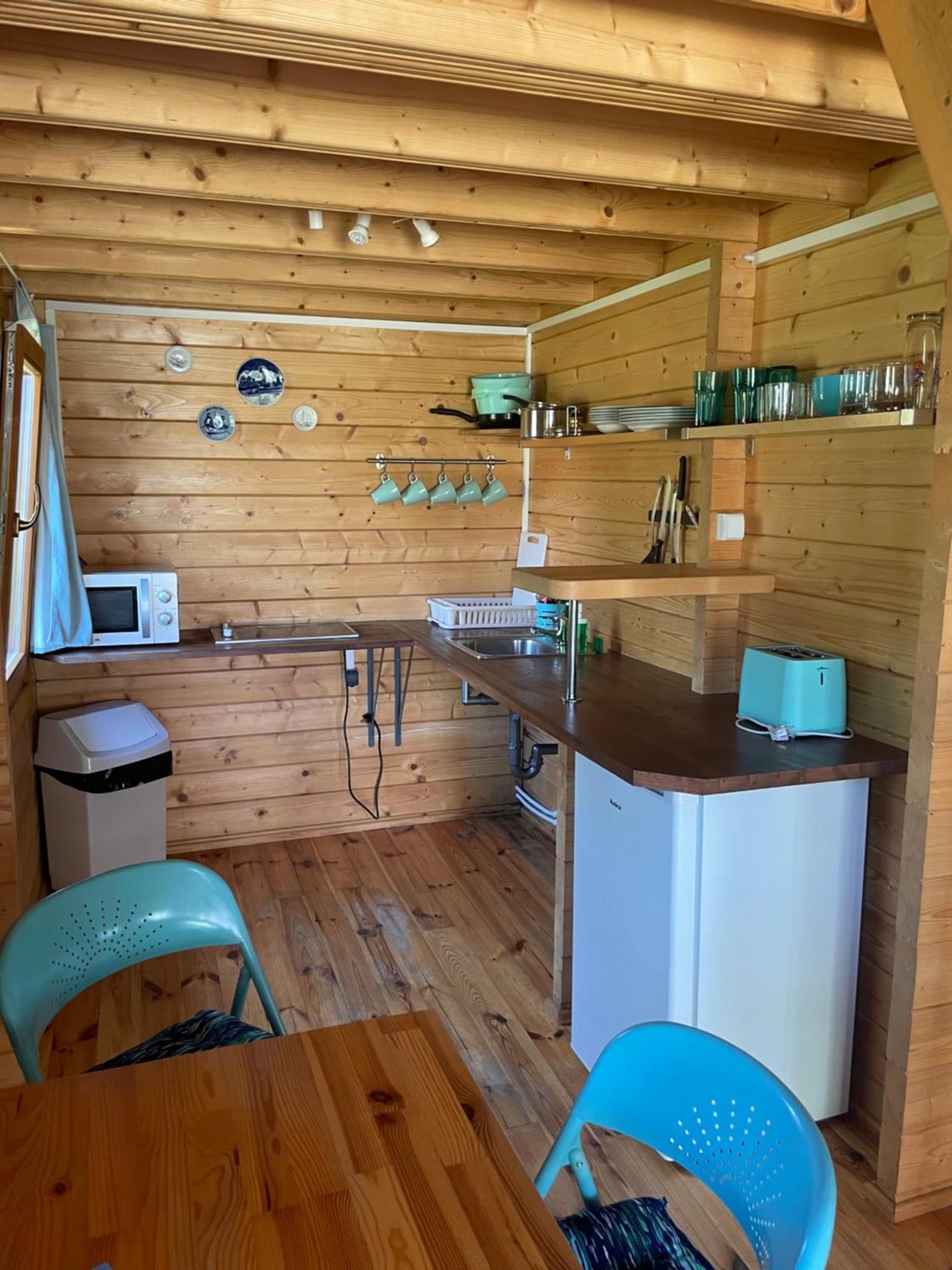 Pokoje I Domki Letniskowe Bros Dziwnów Exteriör bild