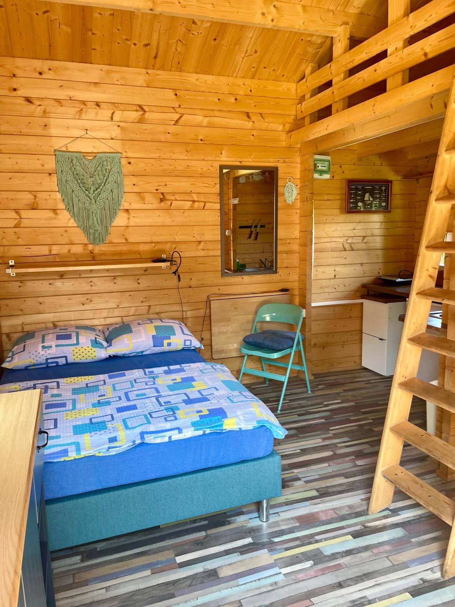 Pokoje I Domki Letniskowe Bros Dziwnów Exteriör bild